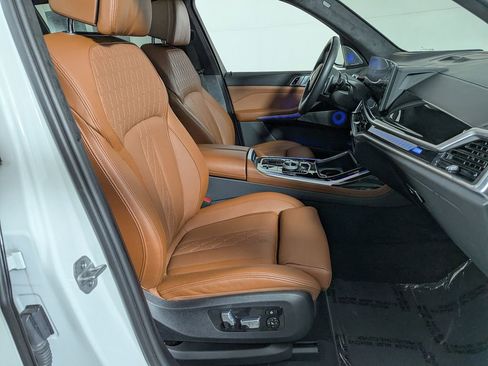Certified 2024 BMW X7 M60i w/ Executive Package image 31