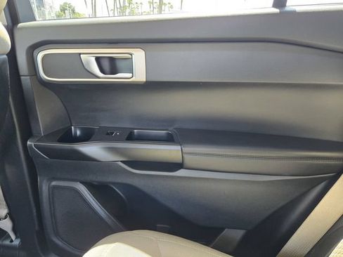 Used 2020 Ford Explorer 2WD image 11