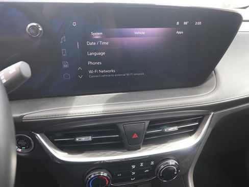 Used 2024 Buick Encore GX Preferred image 19