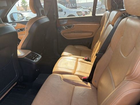 Used 2018 Volvo XC90 T6 Inscription w/ Convenience Package AWD/4WD image 4