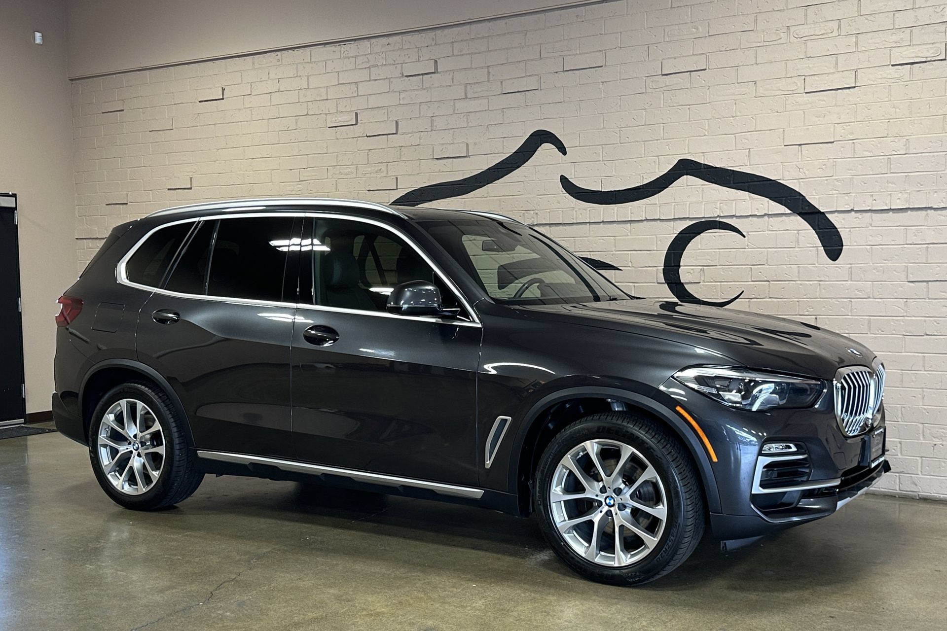 Used 2021 BMW X5 xDrive40i AWD/4WD image 2