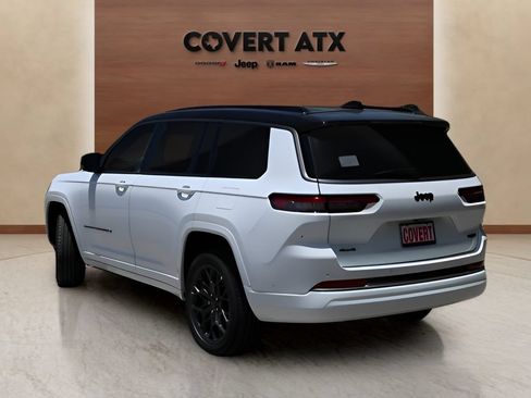 New 2026 Jeep Grand Cherokee L Summit w/ Obsidian Package AWD/4WD image 3