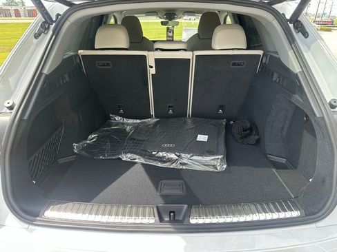 New 2025 Audi Q5 Premium Plus w/ Premium Plus image 25