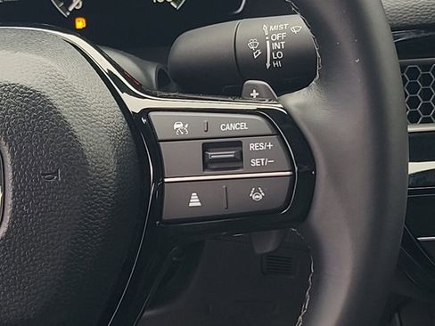 Used 2025 Honda Civic Sport image 23