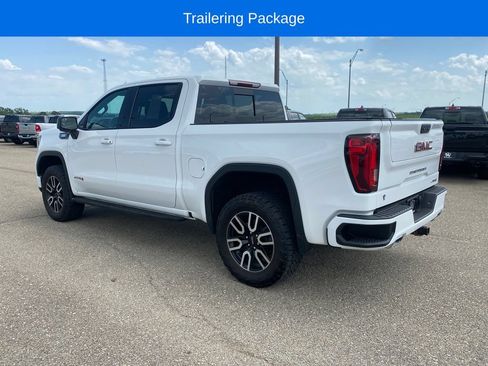 Used 2022 GMC Sierra 1500 AT4 w/ AT4 Preferred Package AWD/4WD image 4
