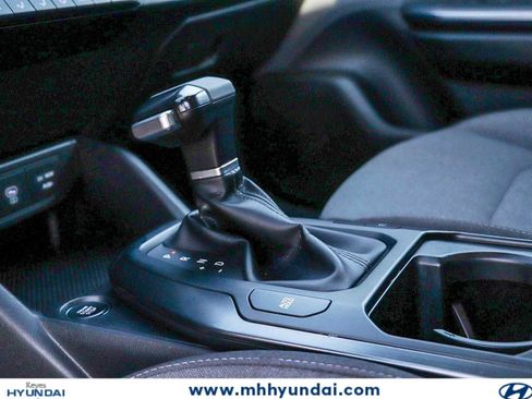 Used 2025 Kia K4 FWD image 16