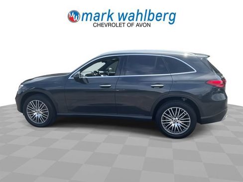 Used 2024 Mercedes-Benz GLC 300 4MATIC image 5