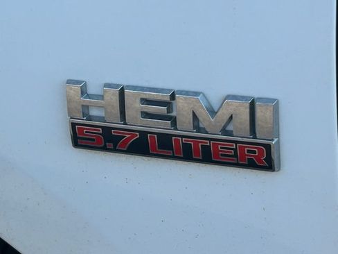 Used 2017 RAM 1500 Express AWD/4WD image 13