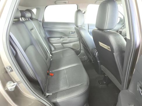 Used 2017 Mitsubishi Outlander Sport SEL AWD/4WD image 28