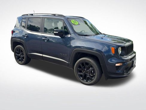 Used 2023 Jeep Renegade Altitude AWD/4WD image 9