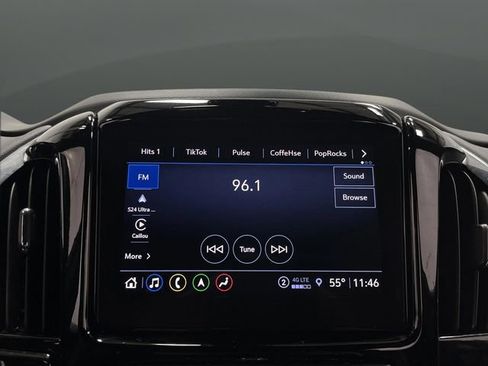 Used 2023 Chevrolet Traverse RS image 20