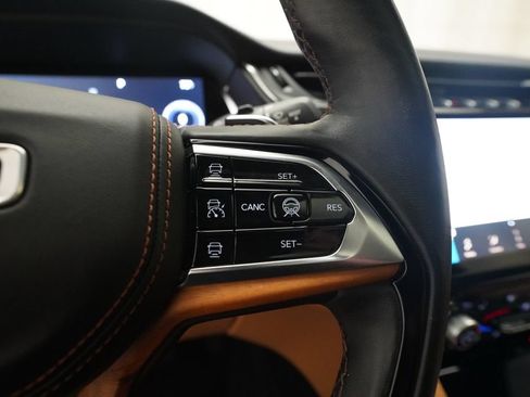 Used 2021 Jeep Grand Cherokee L Summit AWD/4WD image 20
