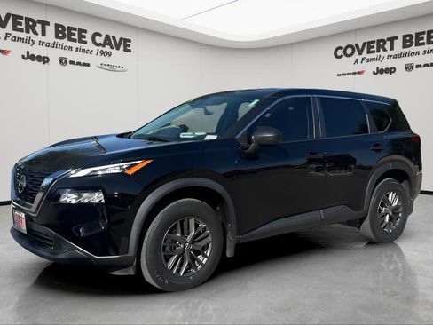 Used 2021 Nissan Rogue S image 3