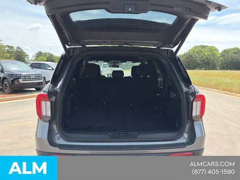 Used 2025 Ford Explorer ST-Line w/ ST-Line Street Pack AWD/4WD image 20