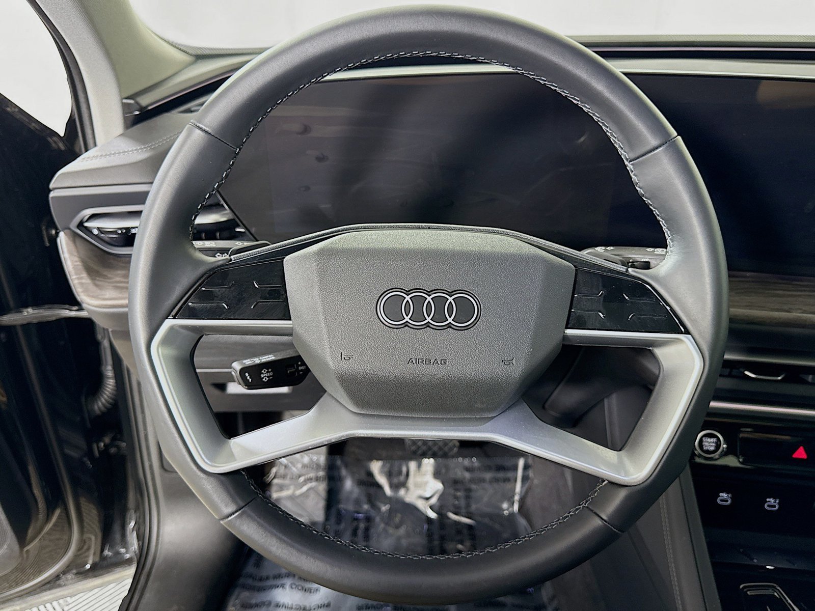 Used 2025 Audi Q5 Premium w/ Convenience Package AWD/4WD image 13