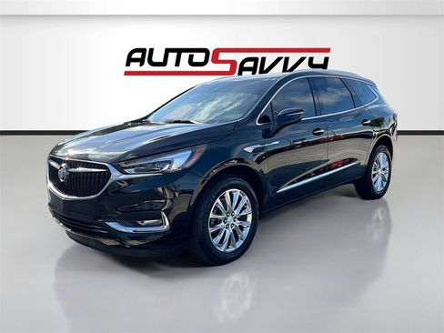 Used 2021 Buick Enclave Premium w/ Surround and Sites Package image 3