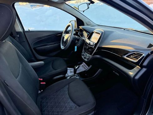 Used 2021 Chevrolet Spark LT image 19