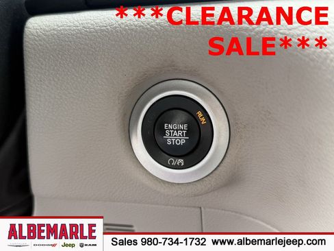 Used 2018 Chrysler Pacifica Limited image 21