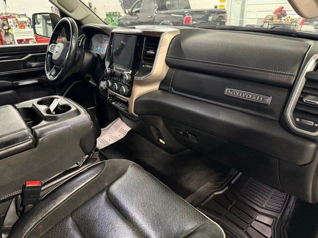 Used 2022 RAM 1500 Laramie w/ Off Road Group AWD/4WD image 8