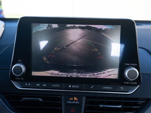 Used 2023 Nissan Altima 2.5 SR image 30