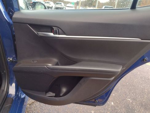 Used 2023 Toyota Camry LE image 17