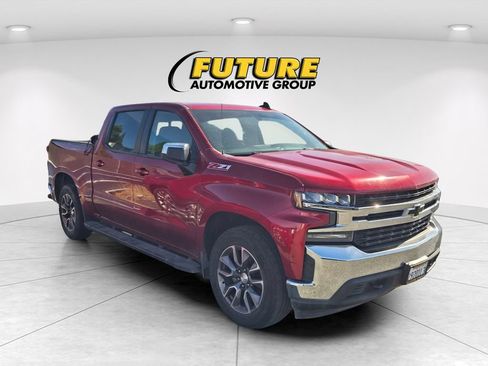 Used 2022 Chevrolet Silverado 1500 LT AWD/4WD image 1