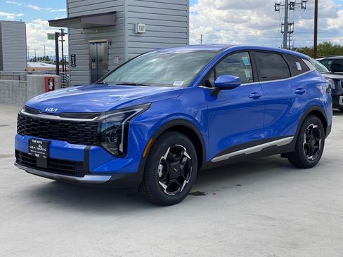 New 2026 Kia Sportage EX image 7