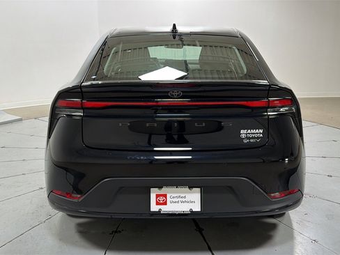Certified 2025 Toyota Prius LE image 4