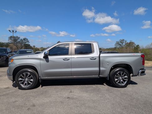 Used 2023 Chevrolet Silverado 1500 LT w/ Convenience Package II AWD/4WD image 6