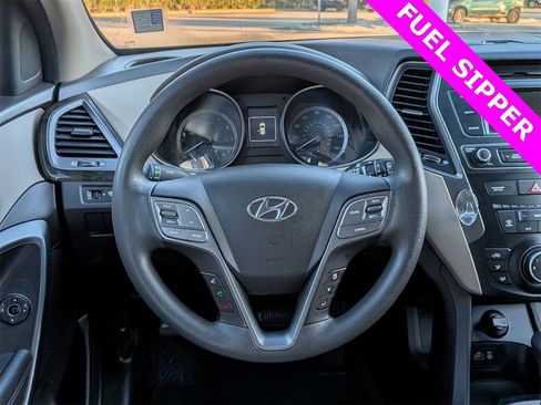 Used 2018 Hyundai Santa Fe Sport image 10