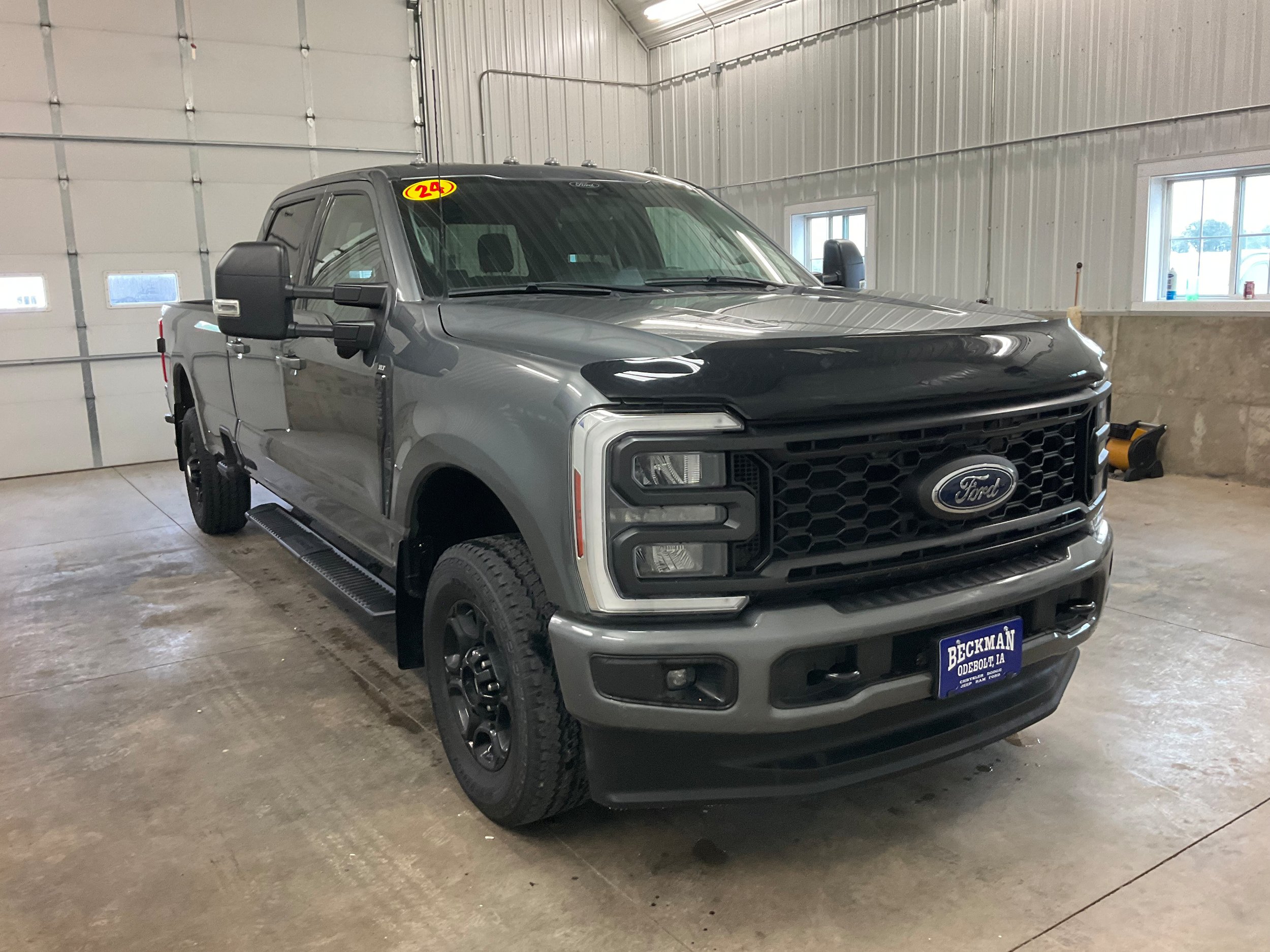 Used 2024 Ford F250 XLT w/ XLT Premium Package AWD/4WD image 5