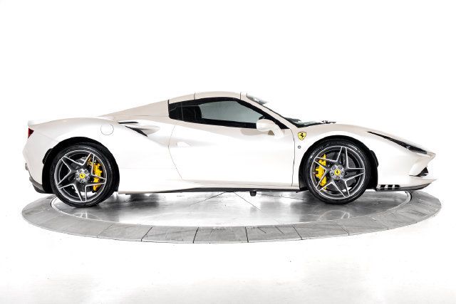 Used 2021 Ferrari F8 Tributo RWD image 13