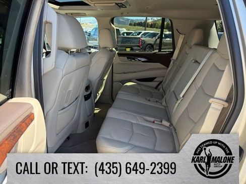 Used 2015 Cadillac Escalade Premium AWD/4WD image 26