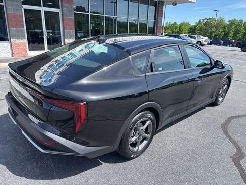 Used 2025 Kia K4 FWD image 5