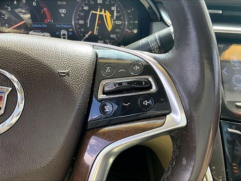 Used 2014 Cadillac XTS Platinum FWD image 19