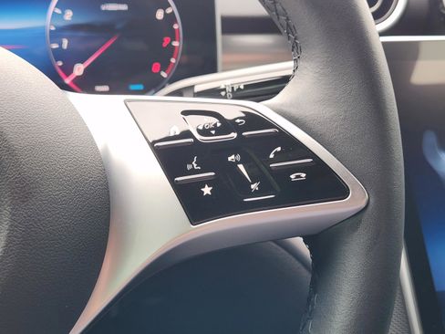 Used 2025 Mercedes-Benz C 300 Sedan image 22