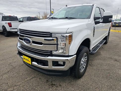 Used 2019 Ford F250 Lariat w/ Lariat Value Package image 2