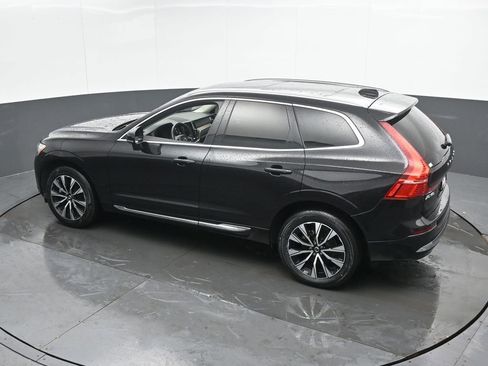 Used 2023 Volvo XC60 B5 Plus image 42