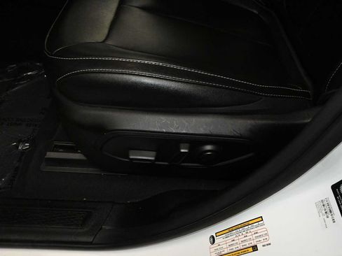 Used 2024 Jeep Grand Cherokee Limited 4xe AWD/4WD image 15