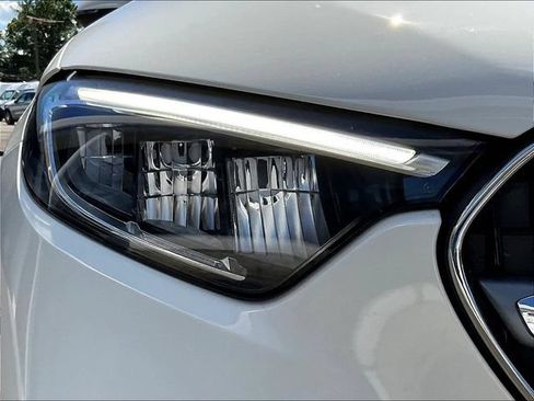 Used 2026 Mercedes-Benz GLC 300 4MATIC image 34