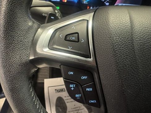 Used 2017 Ford Edge Titanium w/ Equipment Group 301A AWD/4WD image 13