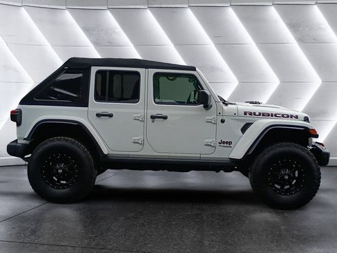 Certified 2021 Jeep Wrangler Unlimited Rubicon w/ Xtreme Recon 35" Tire Package AWD/4WD image 7