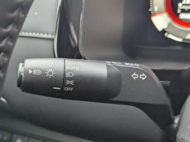 Certified 2026 Nissan Pathfinder SL FWD image 21
