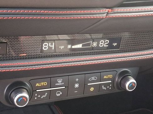 Used 2020 Ferrari F8 Tributo image 14