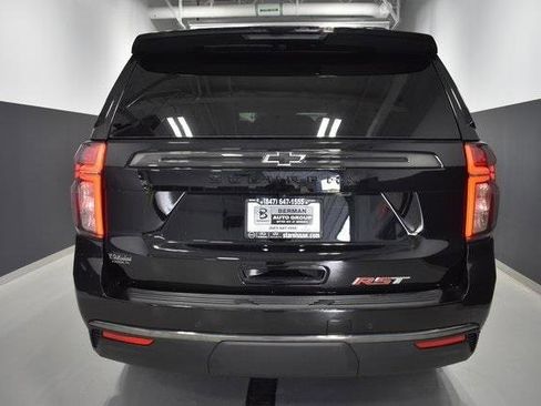 Used 2022 Chevrolet Suburban RST w/ Luxury Package image 9