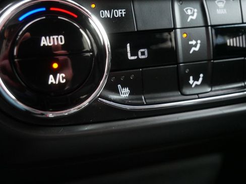 Used 2023 Chevrolet TrailBlazer RS w/ Convenience Package AWD/4WD image 24