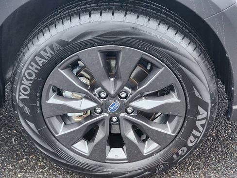 Certified 2025 Subaru Outback Onyx Edition image 4