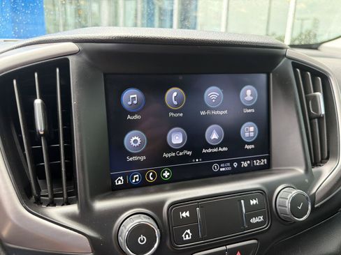 Used 2023 GMC Terrain AT4 AWD/4WD image 25
