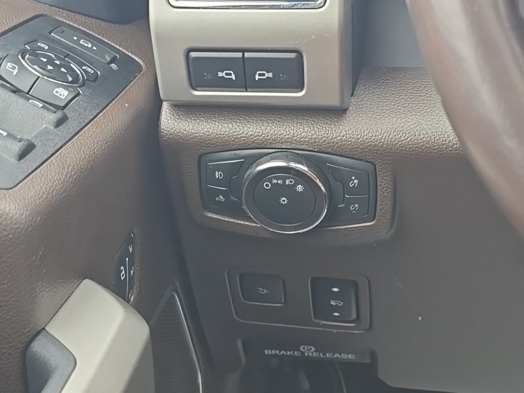 Used 2022 Ford F250 King Ranch w/ King Ranch Ultimate Package AWD/4WD image 35