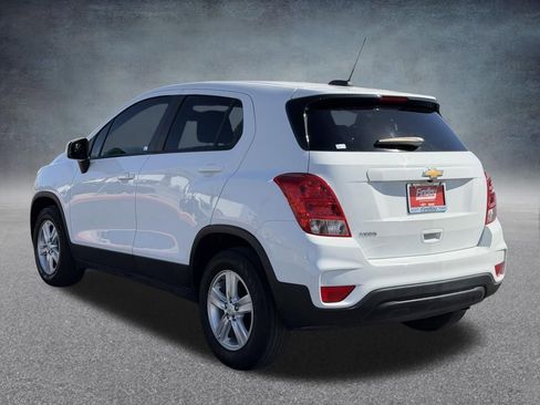 Used 2021 Chevrolet Trax LS w/ Tint and Cruise Package FWD image 3